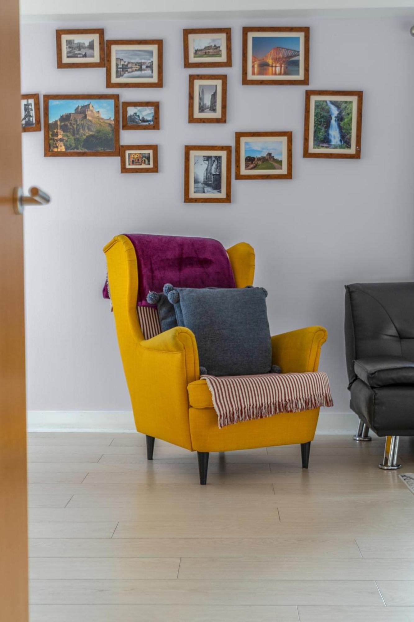 Gorgeous Old Town Hideaway Apartment EDI